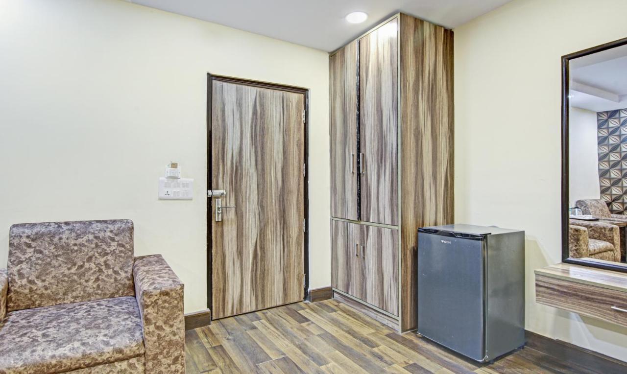 Hotel Singh Continetal Δελχί Εξωτερικό φωτογραφία