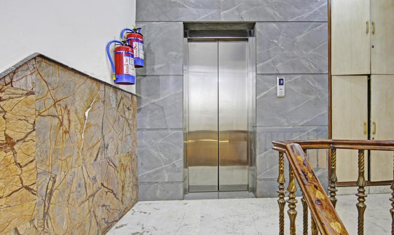 Hotel Singh Continetal Δελχί Εξωτερικό φωτογραφία