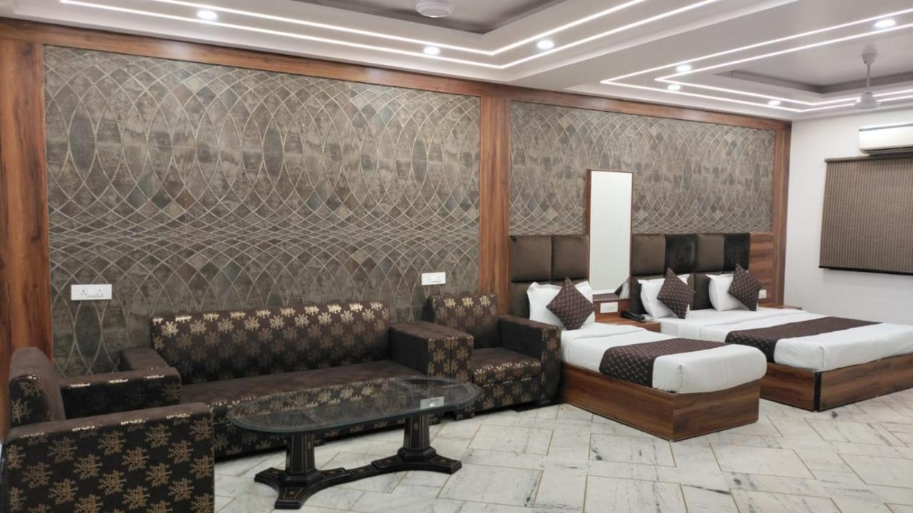 Hotel Singh Continetal Δελχί Εξωτερικό φωτογραφία